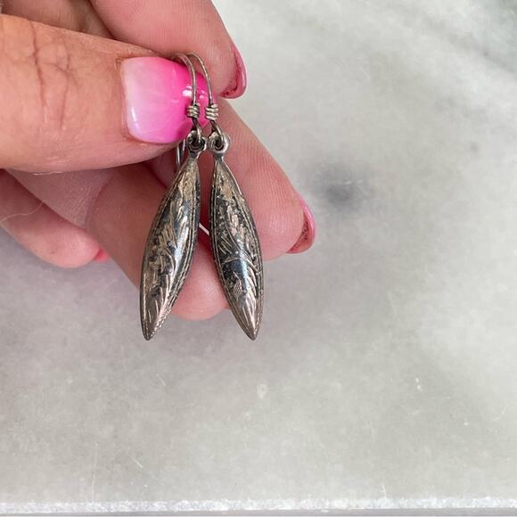 Vintage | .925 Sterling Silver Dangle Drop Earrings Etched Handcrafted Hand Made - Picture 5 of 5
